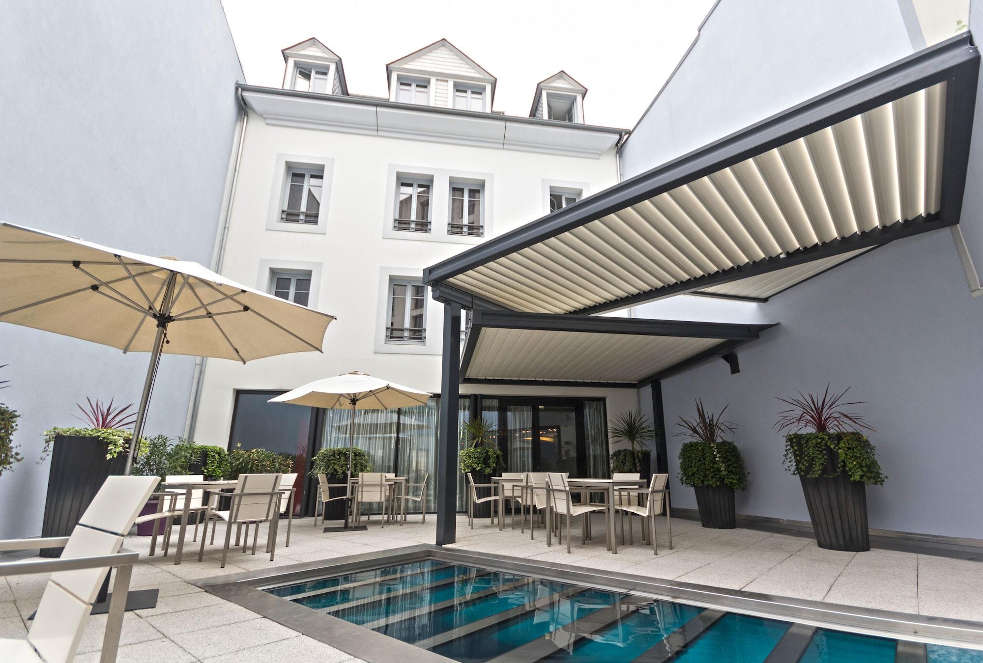 Le Rex Hotel Tarbes Zewnętrze zdjęcie