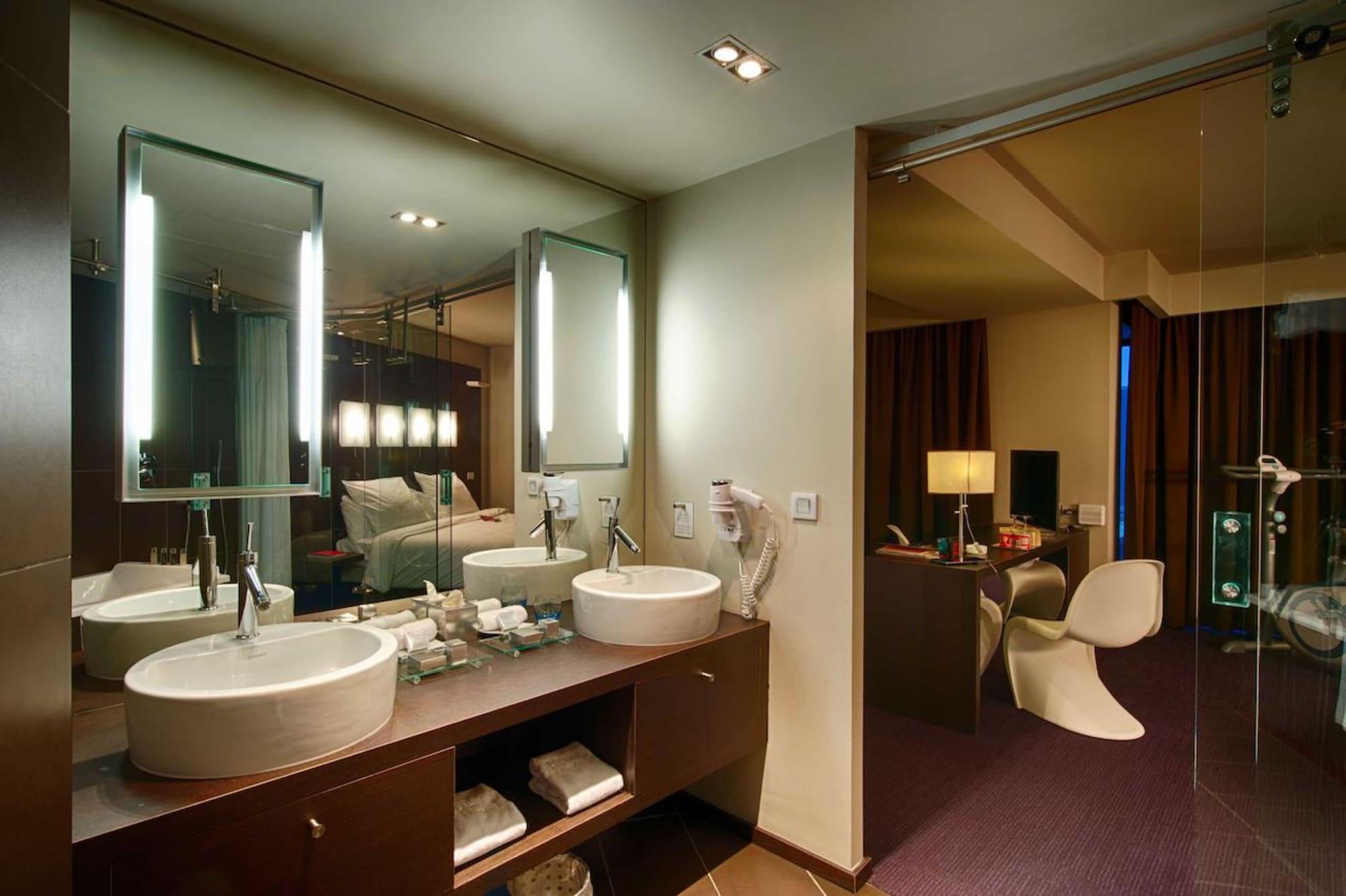 Le Rex Hotel Tarbes Zewnętrze zdjęcie