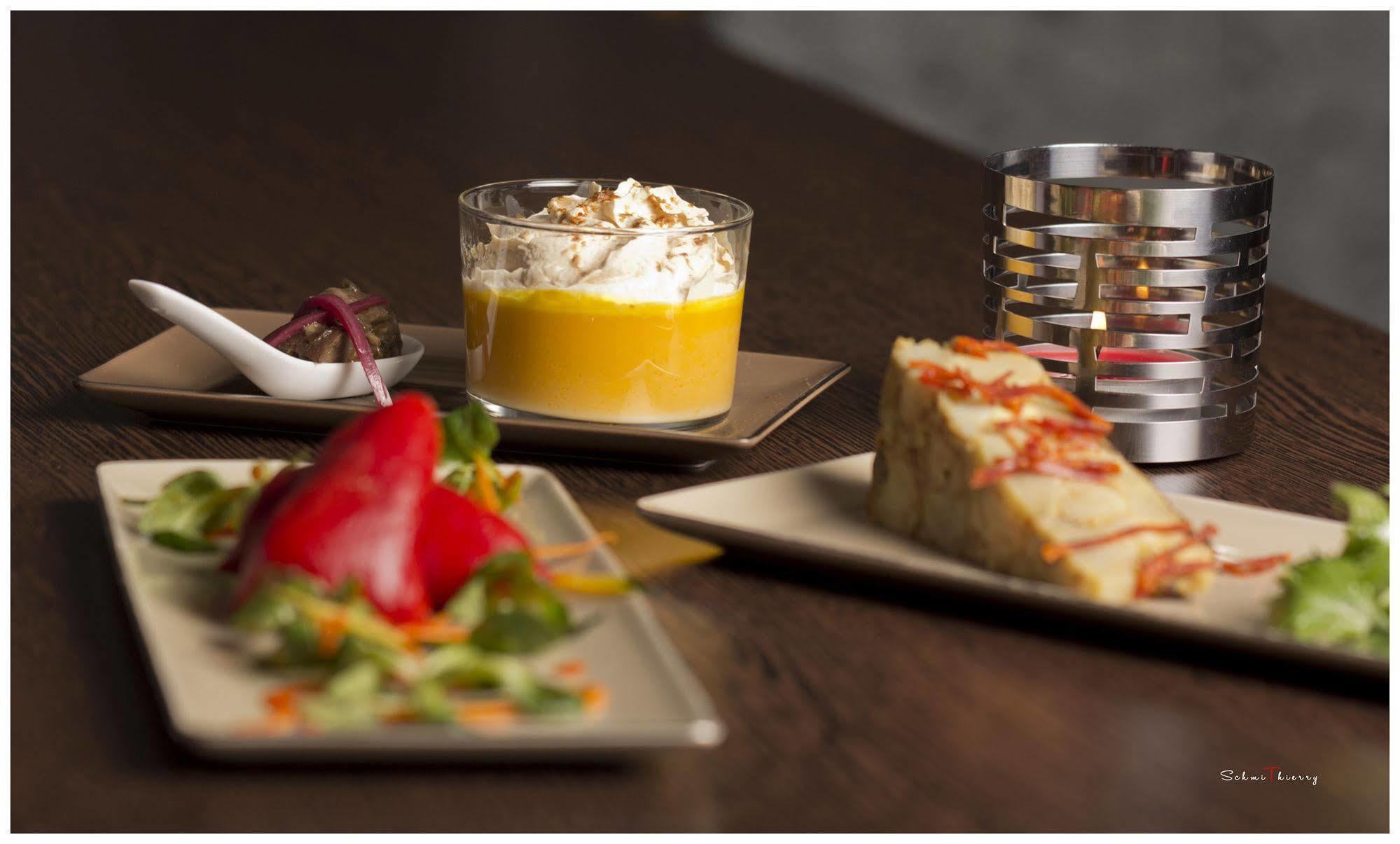 Le Rex Hotel Tarbes Zewnętrze zdjęcie