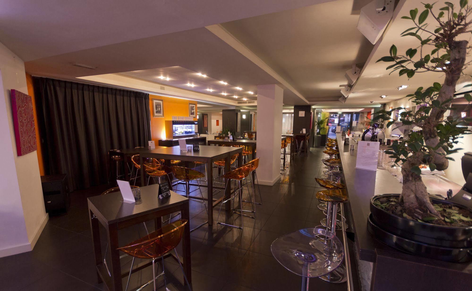 Le Rex Hotel Tarbes Zewnętrze zdjęcie