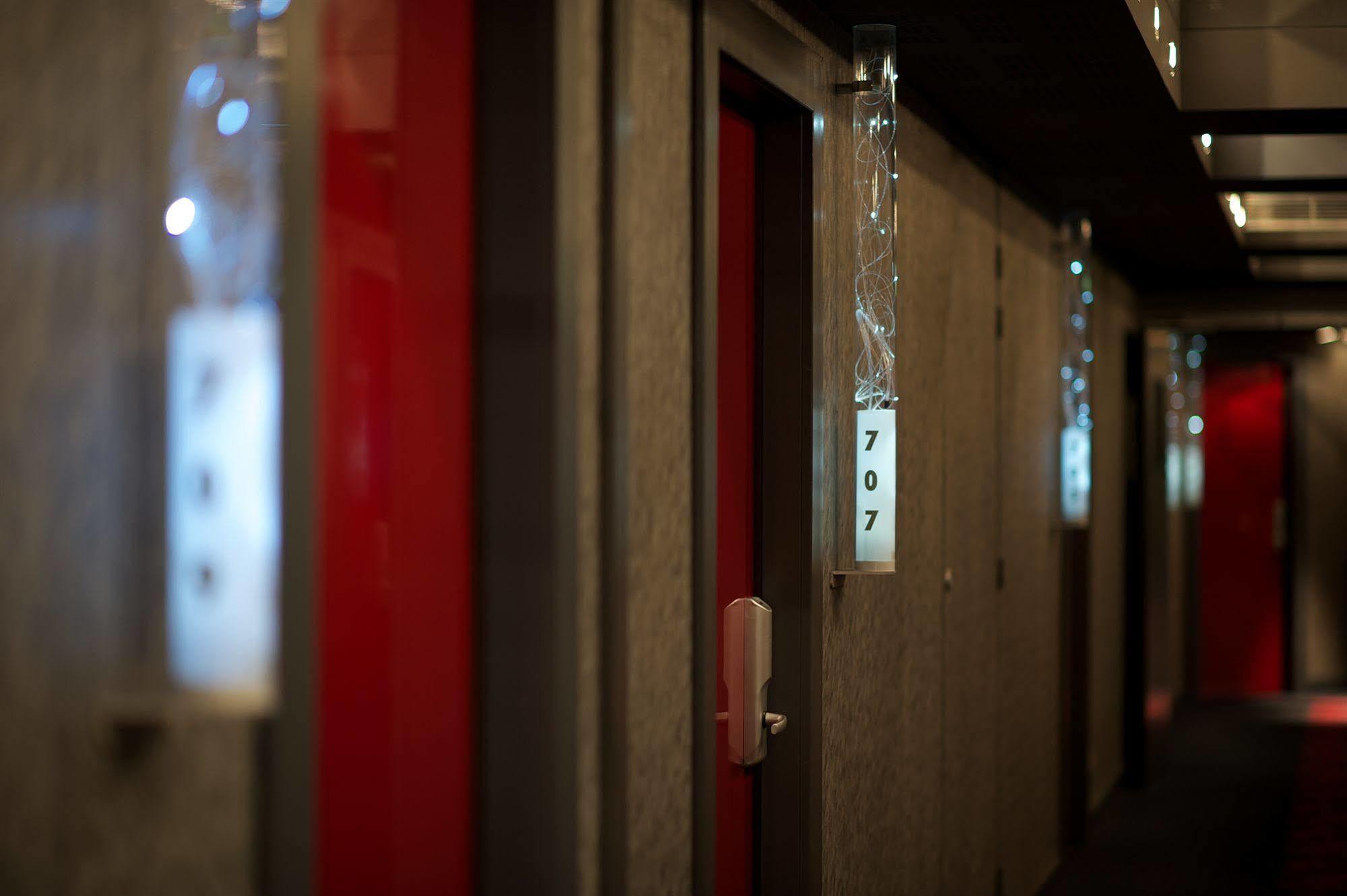 Le Rex Hotel Tarbes Zewnętrze zdjęcie